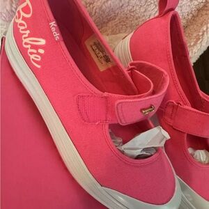 Woman's Sneakers Keds x Barbie MARY JANE PINK PLATFORM Sneaker sz 8 NEW IN BOX